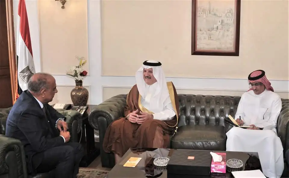 وزير قطاع الأعمال يبحث مع السفير السعودي تعزيز التعاون المشترك