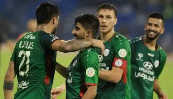 الاتفاق يهزم الباطن ويحقق فوزه الأول بالدوري السعودي