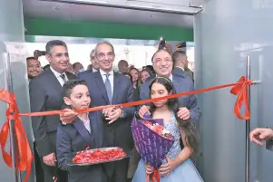 نشاط مكثف لوزير الاتصالات بالإسكندرية يشمل التطوير المؤسسى الرقمى بالمحافظة