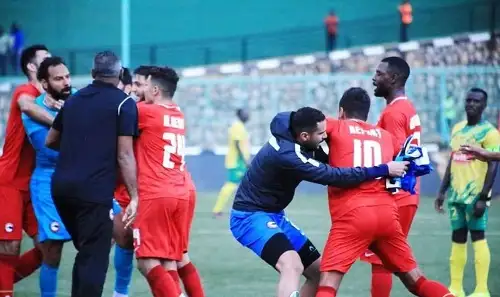 جنش يشتبك مع أحمد رفعت بعد مباراة فيوتشر وبول الأوغندي