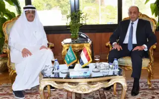 وزير الطيران: نحرص على تعزيز التعاون وتبادل الخبرات مع السعودية في مجال النقل الجوي