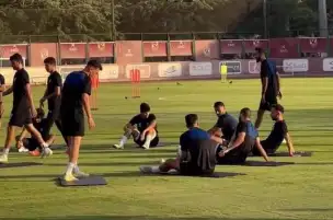 تحت قيادة كولر.. كهربا ينتظم في تدريبات الأهلي استعدادا للموسم الجديد