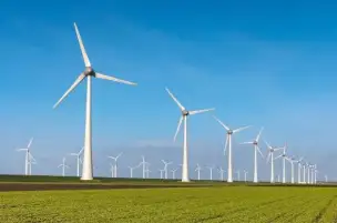 "الأوروبي لإعادة الإعمار" يدعم مصر في التحول من الغاز إلى طاقة الرياح