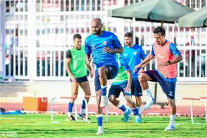 فقرة بدنية خاصة للاعبي الزمالك استعدادا لمواجهة بطل تشاد