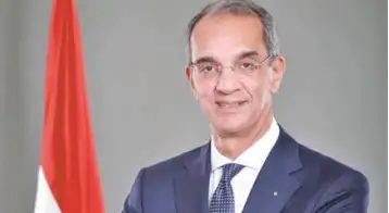 وزير الاتصالات: "ا?وبو" ستنشئ مصنعا في مصر بعد "فيفو" و"نوكيا" وأسعار الهواتف المحمولة ستنخفض