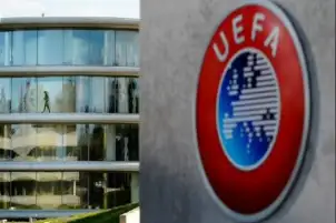 يويفا يعاقب آينتراخت فرانكفورت ومارسيليا