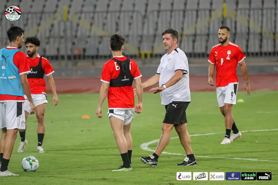 منتخب مصر يختتم تدريباته في برج العرب