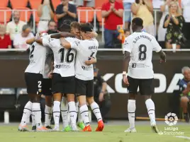 فالنسيا يهزم سيلتا فيجو بثلاثية في الدوري الإسباني