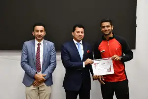 وزير الرياضة يُكرم لاعبي منتخب مصر للبادل بعد التأهل لنهائيات بطولة العالم | صور