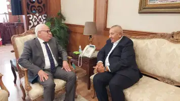بالصور| محافظ بورسعيد يلتقي رئيس المصري ويُشيد بمجهوداته لدعم فريق الكرة وتطوير ملاعب النادي