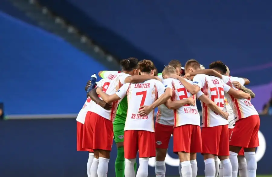 لايبزج يتعاقد مع المدير الرياضي إبيرل بعقد طويل الآمد