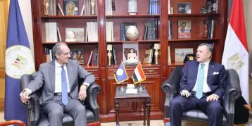 وزير الاتصالات: الانتهاء من ميكنة 55 خدمة للمنشآت الفندقية والشركات السياحية