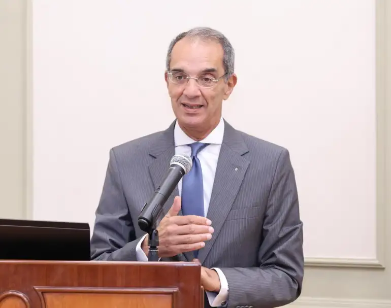 وزير الاتصالات: نستهدف تحسين البنية التحتية للإنترنت الأرضي