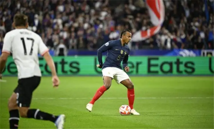 تقرير: كوندي يغيب عن الكلاسيكو أمام ريال مدريد