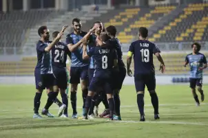تدريبات بدنية قوية للاعبي بيراميدز واستمرار تأهيل إبراهيم عادل ولاكاي