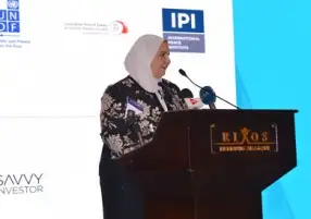 متى يحق للمرأة إعادة إدراجها للاستفادة من معاش الأسرة؟.. وزيرة التضامن توضح