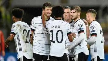 نجم ألمانيا السابق يشكك في فرص منتخب بلاده للفوز بالمونديال