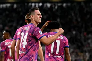 يوفنتوس يهزم بولونيا بثلاثية في الدوري الإيطالي
