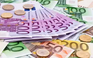 سعر اليورو اليوم الإثنين 3-10-2022 في بداية التعاملات مقابل الجنيه المصري