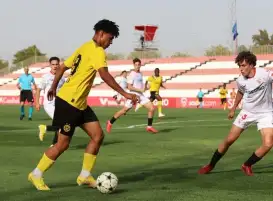 مدرب دورتموند: تعرضنا لإساءات عنصرية في دوري أبطال أوروبا للشباب