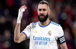 بنزيما يغيب عن قائمة ريال مدريد أمام خيتافي