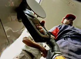 لأدنى مستوى في 10 أشهر.. هبوط الطلب على الوقود في الهند خلال سبتمبر