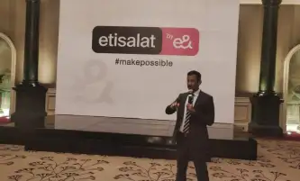 اتصالات من e& تدرس شراء حصص أقلية وأغلبية بشركات تكنولوجيا بقطاعات مختلفة