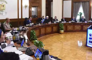 الحكومة توافق على مشروع قانون بشأن منح بعض التيسيرات للمصريين المقيمين في الخارج