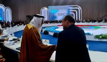 وزير التجارة يجري محادثات مكثفة مع عدد من الوزراء بقمة «سيكا» في كازاخستان
