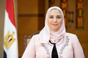 وزيرة التضامن: توزيع حقائب مدرسية وسداد المصروفات بـ3 ملايين جنيه لغير القادرين