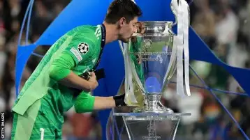 ماركا: كورتوا لن يشارك في كلاسيكو ريال مدريد وبرشلونة