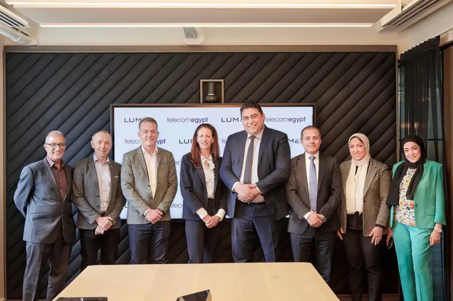 المصرية للاتصالات توقع اتفاقية مع LUMEN الأمريكية لإنشاء أول نقطة ارتكاز إقليمية لها في مصر