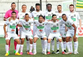 شبيبة الساورة يعلن رحيل مدربه الجديد بعد توديع كأس الجزائر