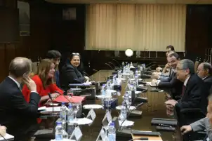 وزيرة شؤون إفريقيا ببريطانيا تعلن رغبة بلادها الاستثمار فى الطاقة والهيدروجين الأخضر