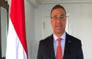 سفير مصر بالجزائر يبحث مع وزير اقتصاد المعرفة تعزيز التعاون الثنائي