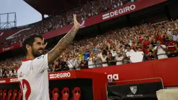 إيسكو أساسيا في تشكيل إشبيلية أمام ريال مدريد