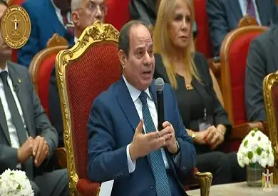 السيسي: أعددنا قائمة بمشروعات صناعية نطلب العمل عليها.. وعلى البنوك سرعة تمويلها
