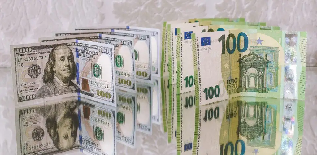 أسعار العملات اليوم الإثنين 31-10-2022 ببداية التعاملات في مصر
