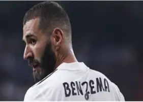 مدرب ريال مدريد ينفي تراجع مشاركات بنزيما مع الفريق بسبب المونديال