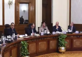 رئيس الوزراء يلتقي رئيس مجلس إدارة شركة القلعة للاستشارات المالية