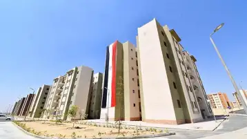 الإسكان: طرح وحدات تجارية بـ3 مدن جديدة بالمزاد العلني