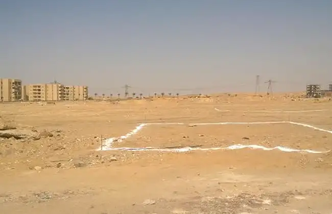 وزير الإسكان: طرح قطع أراضٍ بأنشطة متنوعة للاستثمار في مدينة 15 مايو
