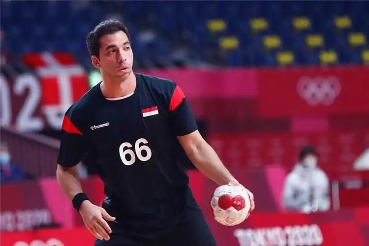 أحمد الأحمر يعتزل اللعب دوليا مع منتخب مصر لكرة اليد