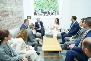 وزيرة التخطيط تبحث أوجه التعاون مع فريق شركة جوجل العالمية في المجالات المرتبطة بالمناخ والاستدامة