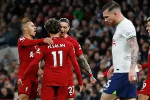 في غياب صلاح.. كارفاليو و ستيوارت يقودان هجوم ليفربول أمام ديربي كانتي بكأس الرابطة