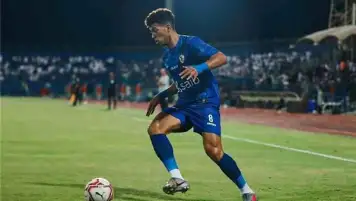 رضا عبد العال: "إزاي إمام عاشور يطلب الأرقام دي من الزمالك بعد ترقيصة طاهر"