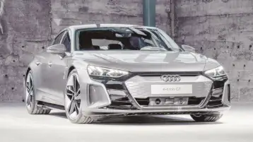 "المصرية وأوتوموتيف" تخطط لطرح "أودى RS E-Tron GT" الكهربائية خلال 2023