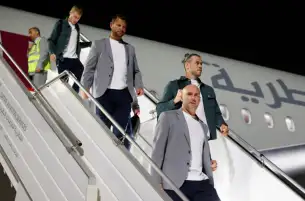 بعثة منتخب ويلز تصل إلى الدوحة للمشاركة في نهائيات كأس العالم