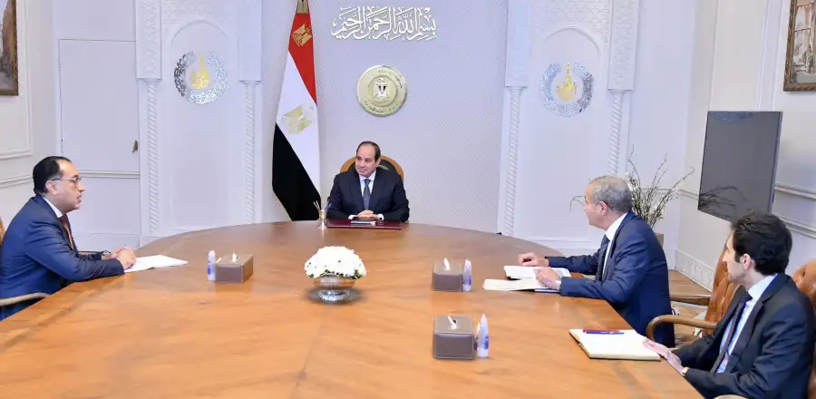 السيسي يتابع إنشاء الأسواق الحديثة وعملية التنسيق الحضاري والحدائق المحيطة بموقع القلعة