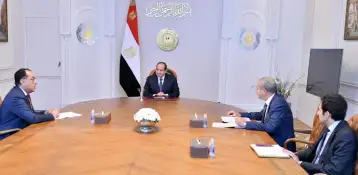 السيسي يتابع إنشاء الأسواق الحديثة وعملية التنسيق الحضاري والحدائق المحيطة بموقع القلعة